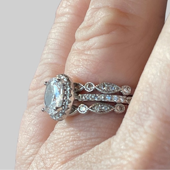 Sterling Wedding Set 3 pieces 2 ct Oval Engagement. So Elegant on you hand! - Picture 11 of 13